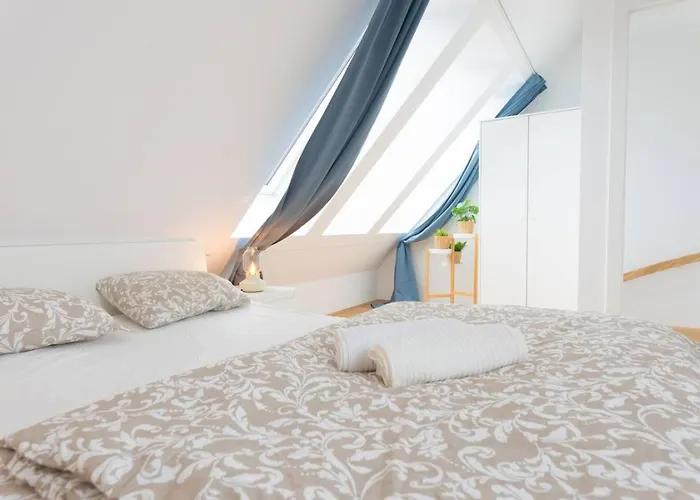 Deluxe Penthouse 2-floors With Private Terrace Near Prater And Center * Viyana