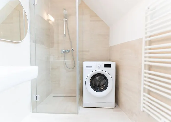 Daire Deluxe Penthouse 2-floors With Private Terrace Near Prater And Center *